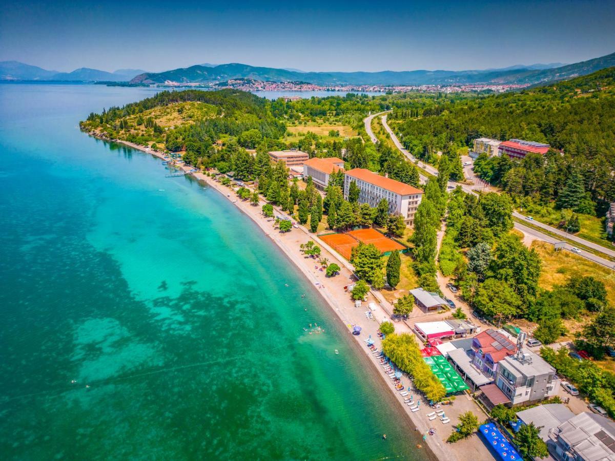 Villa Swiss Ohrid Exterior photo